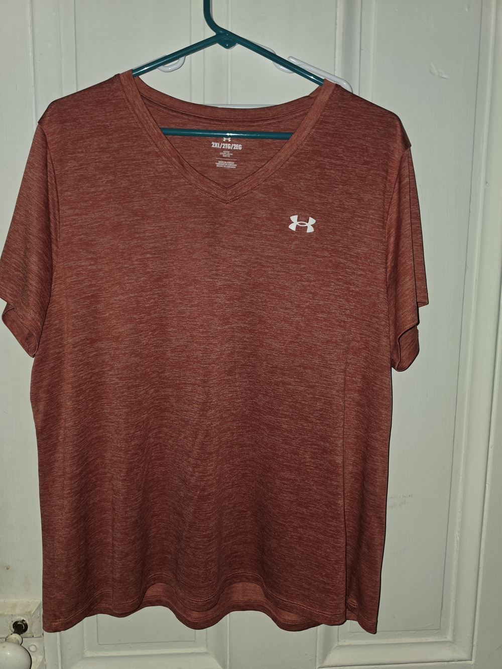 Under Armour Men’s Heathered Rust Performance V-Neck Tee